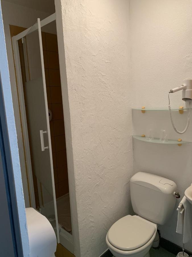 מונטיניאק Hotel Le P'Tit Monde מראה חיצוני תמונה