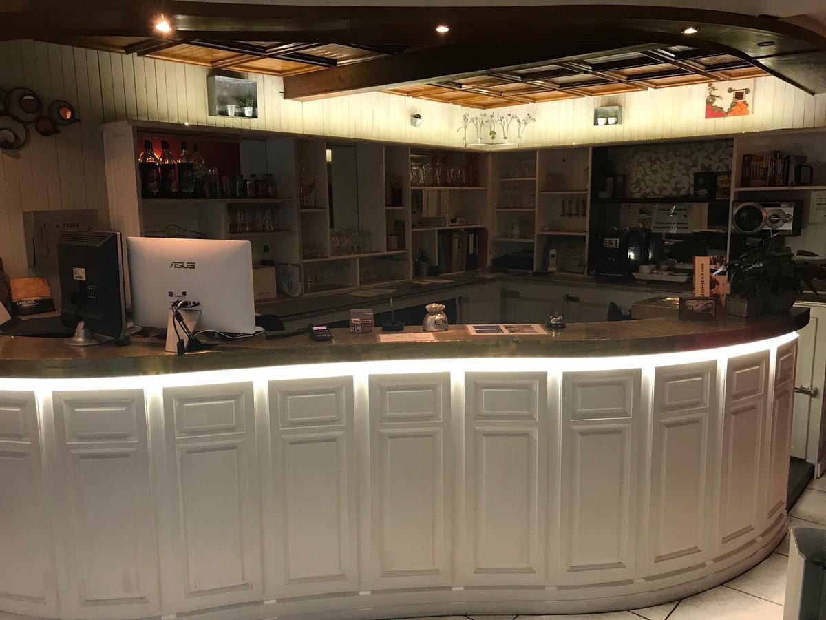 מונטיניאק Hotel Le P'Tit Monde מראה חיצוני תמונה