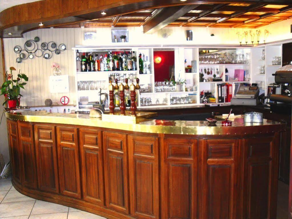מונטיניאק Hotel Le P'Tit Monde מראה חיצוני תמונה
