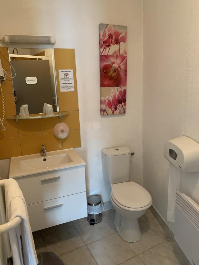 מונטיניאק Hotel Le P'Tit Monde מראה חיצוני תמונה