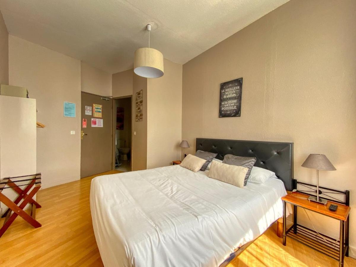 מונטיניאק Hotel Le P'Tit Monde מראה חיצוני תמונה