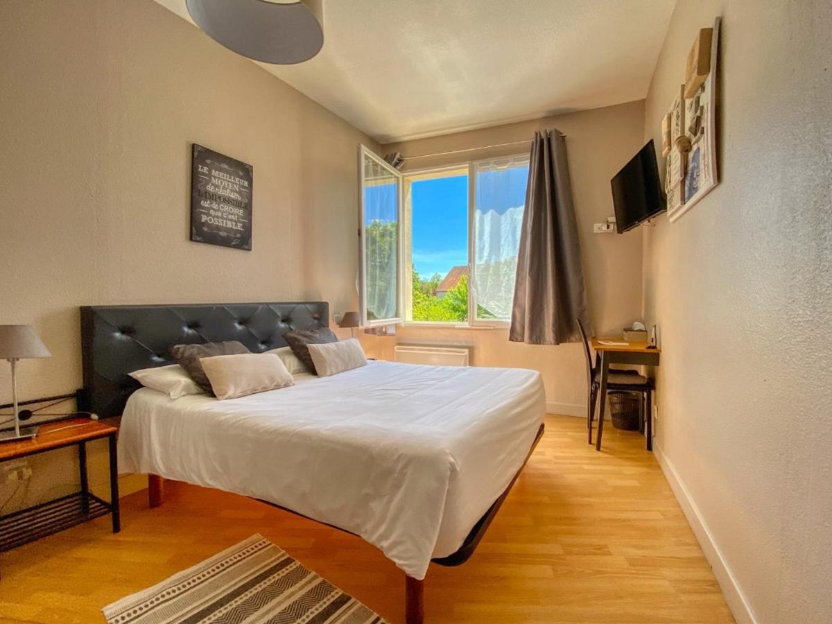 מונטיניאק Hotel Le P'Tit Monde מראה חיצוני תמונה