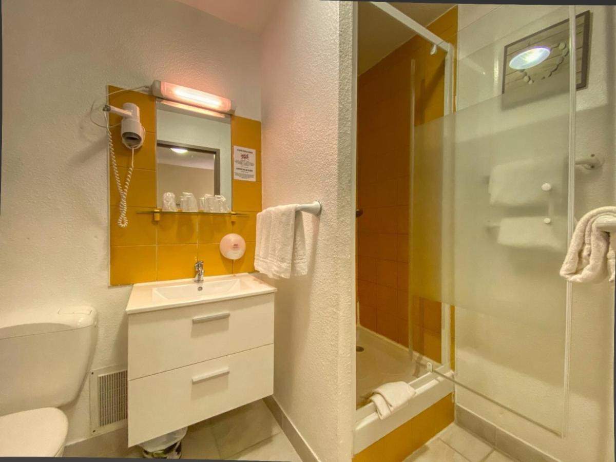 מונטיניאק Hotel Le P'Tit Monde מראה חיצוני תמונה