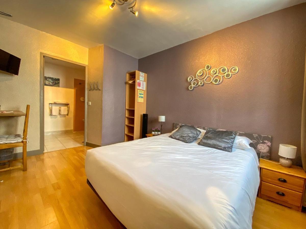 מונטיניאק Hotel Le P'Tit Monde מראה חיצוני תמונה
